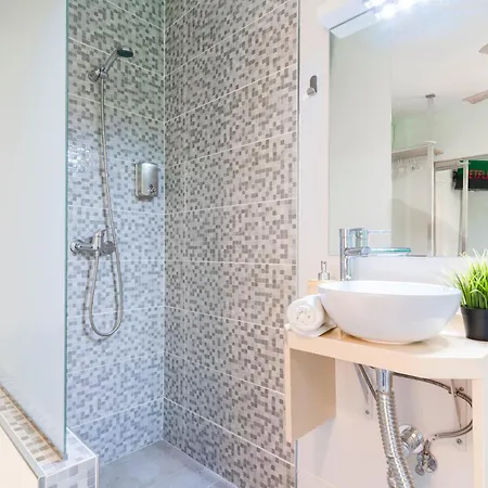 Guest house Neon Tenerife Arona (Tenerife)