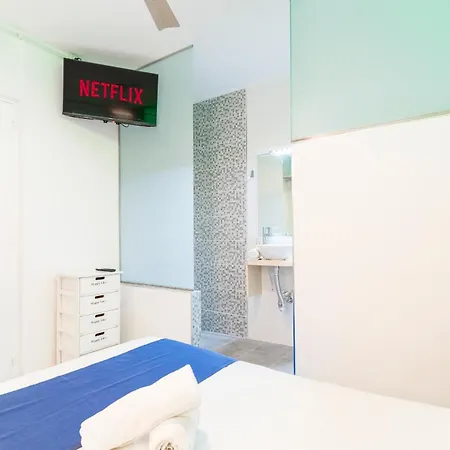 Neon Tenerife Guest house