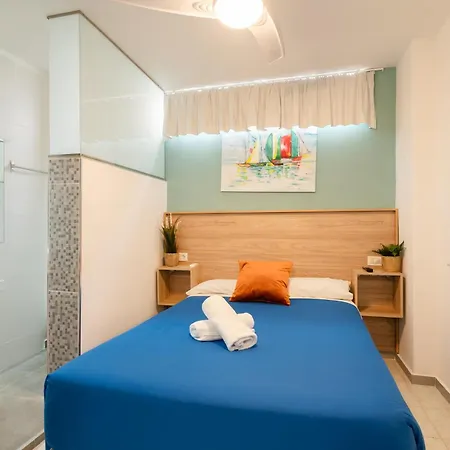 Neon Tenerife Guest house