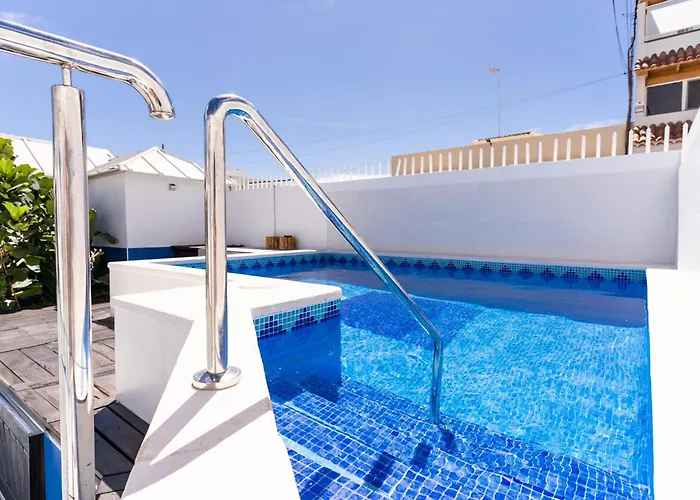 Neon Tenerife Guest house Arona (Tenerife)