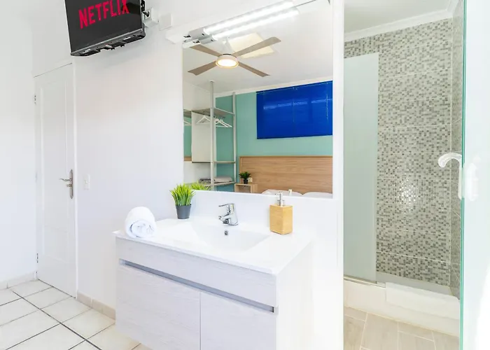 Guest house Neon Tenerife Arona (Tenerife)