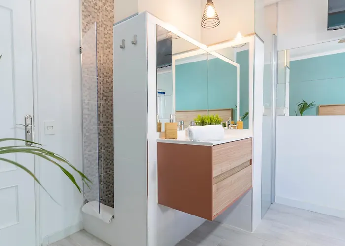 Guest house Neon Tenerife 3*