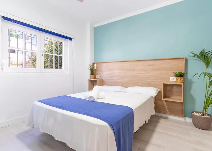 Neon Tenerife Guest house 3*