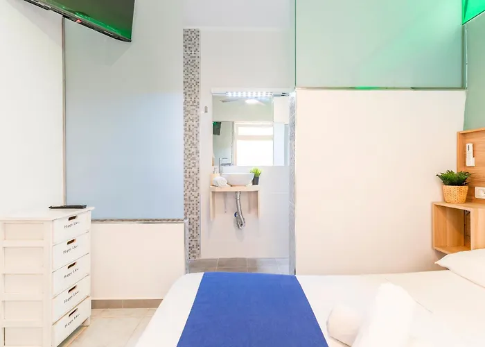 Neon Tenerife Guest house Arona (Tenerife)